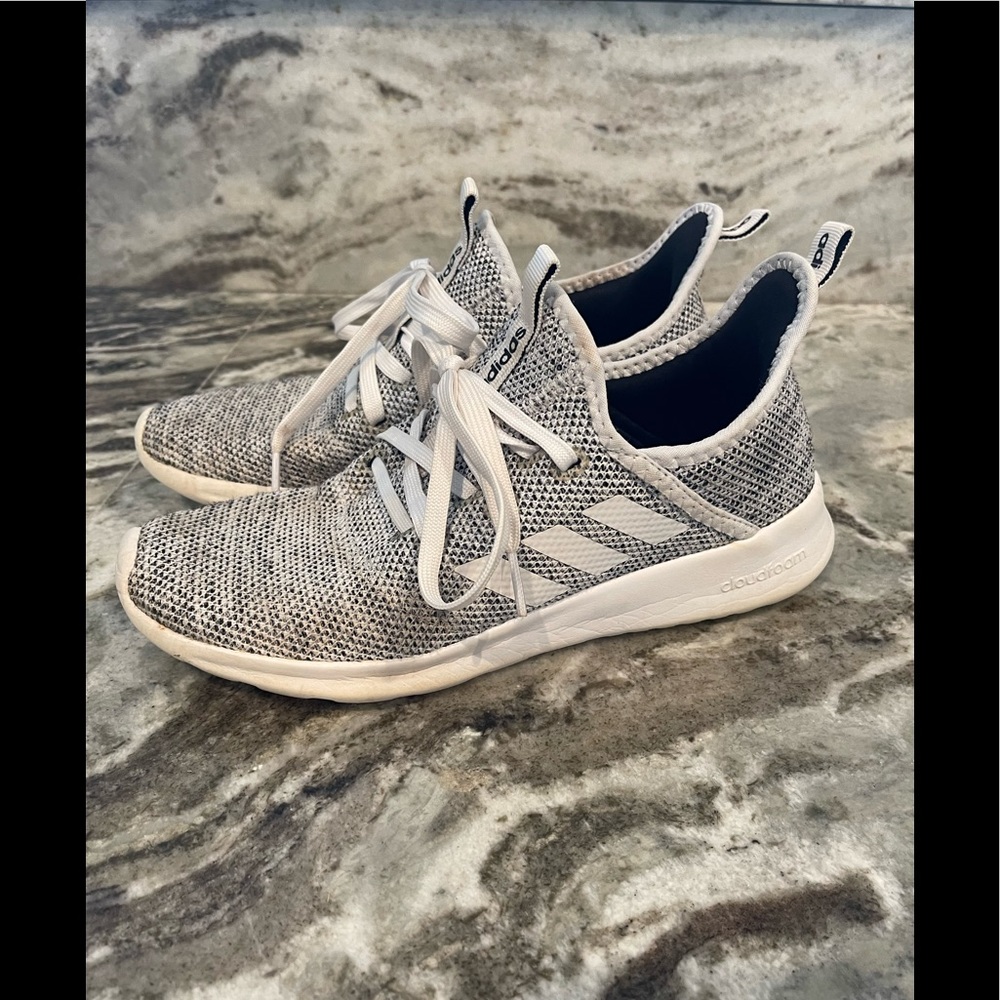 Adidas Tennis Shoes